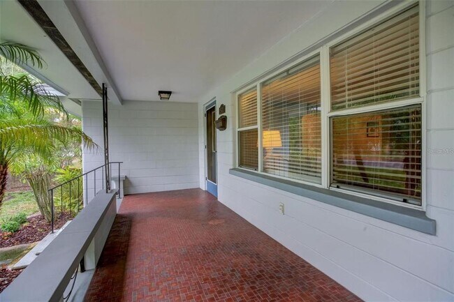 Photo - 2930 9th Ave N