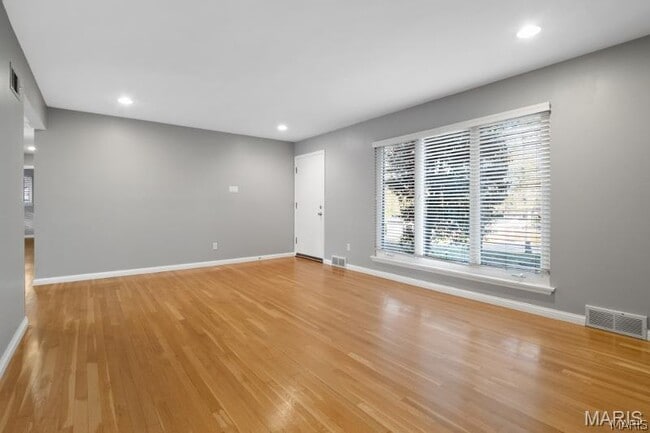 Photo - 8408 Louwen Dr