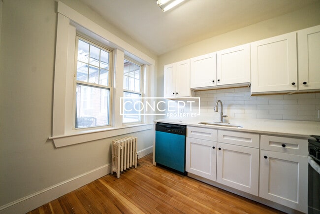 Photo - 56 Selkirk Rd Unit 8