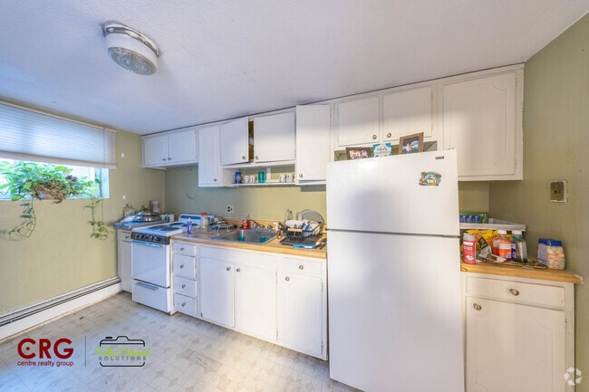 Building Photo - 33 Westgate Rd Unit 1 Rental