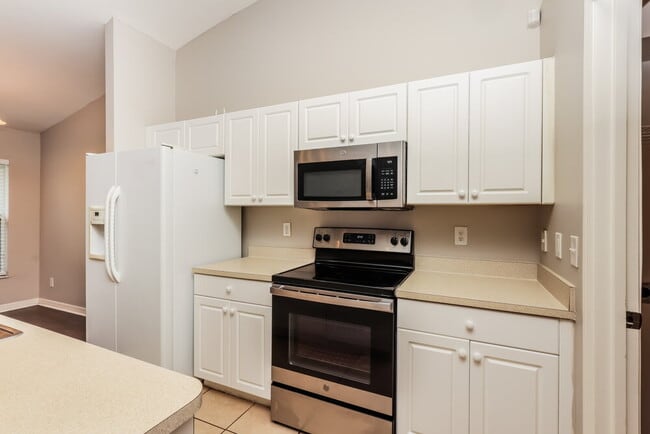 Photo - 2601 Darlene Pl