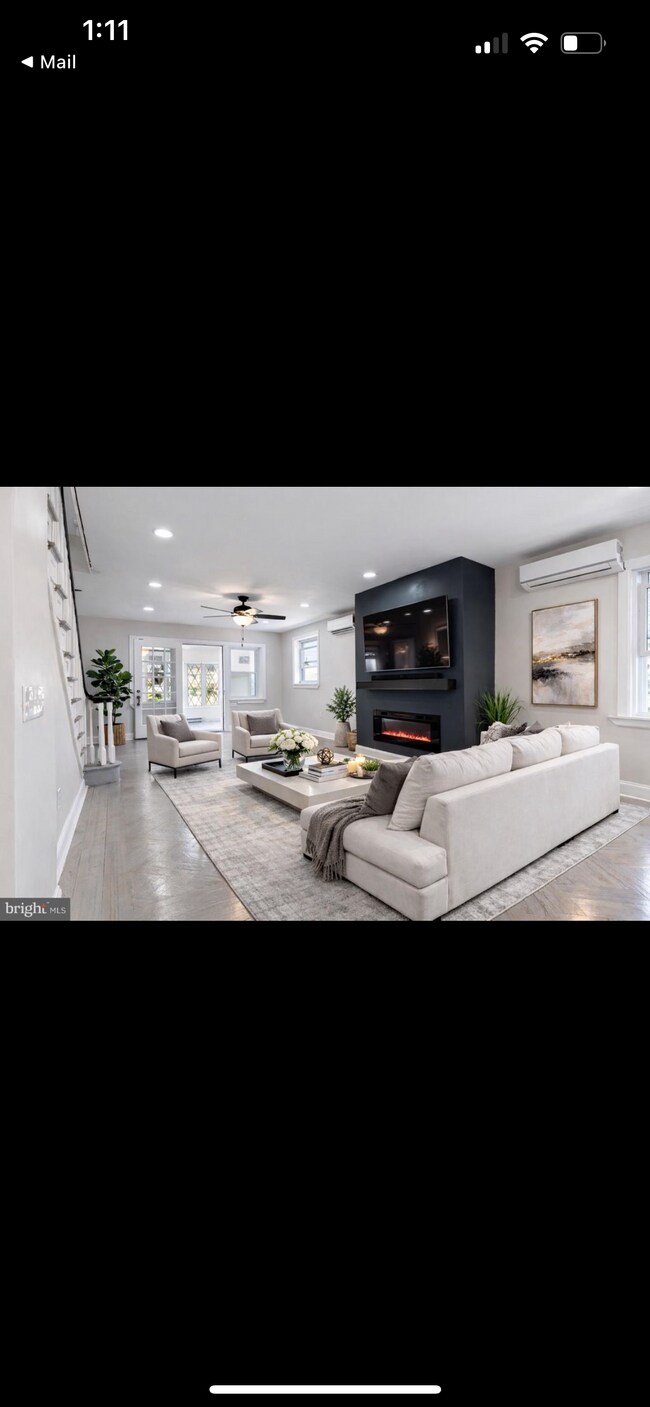 Photo - 2414 77th Ave