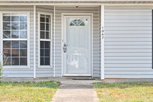 Photo - 1067 Shadow Ridge Ave