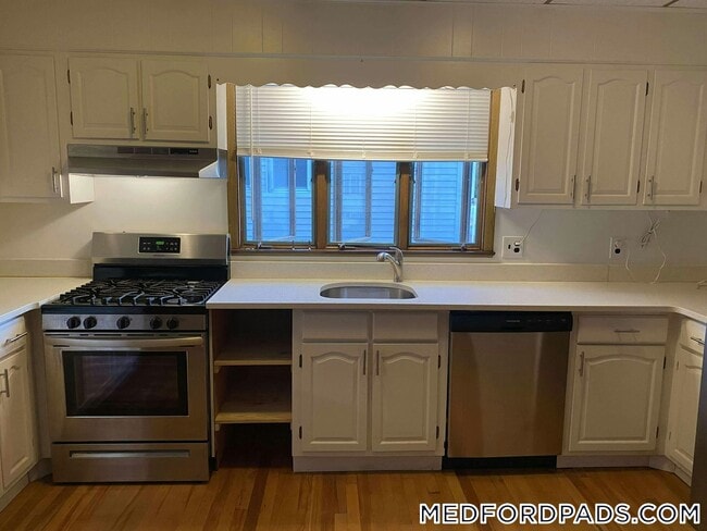 Photo - 60 Pinkert St