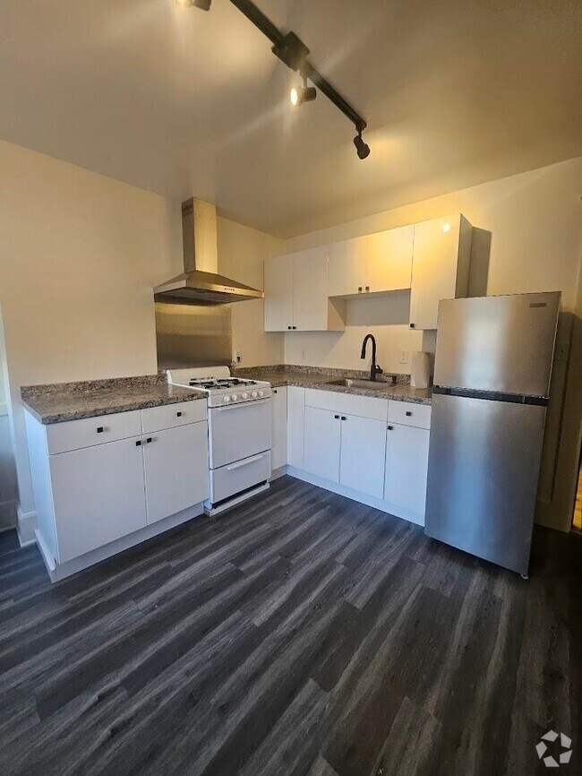 Rentals under 1,400 near Marlborough NH 6 Rentals