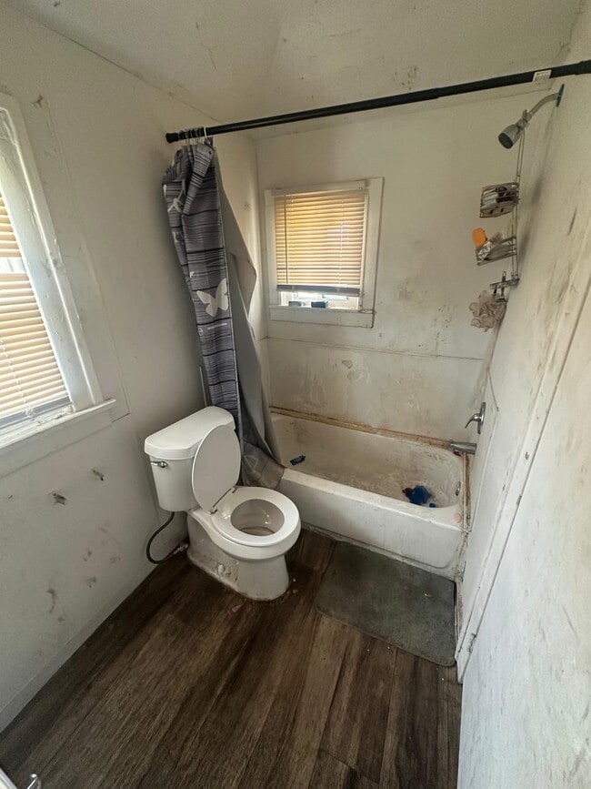 Photo - 19969 Hanna St