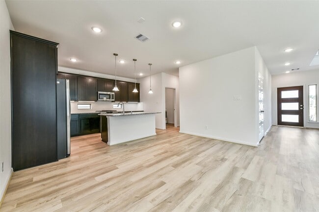 Photo - 4211 Sternside Ln