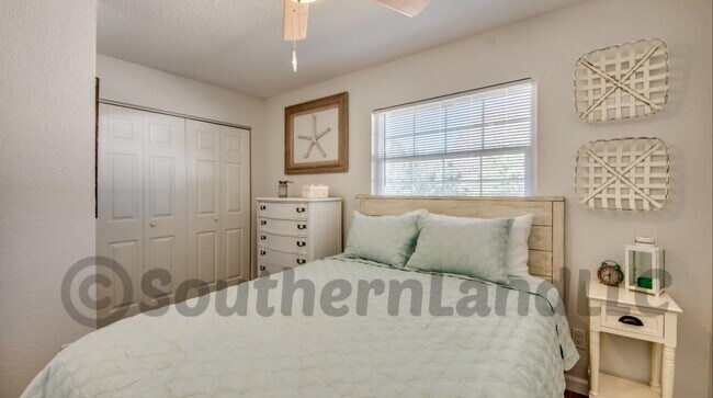 11594 1st Ave Unit 1