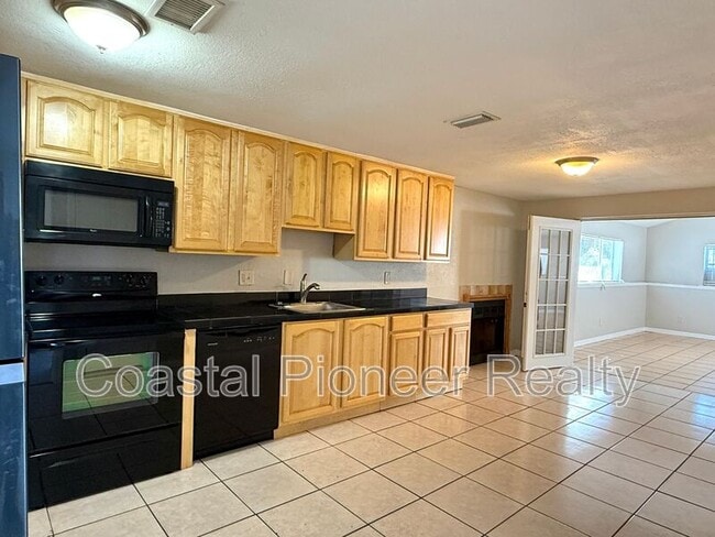 Photo - 10202 Bonnie Bay Ct