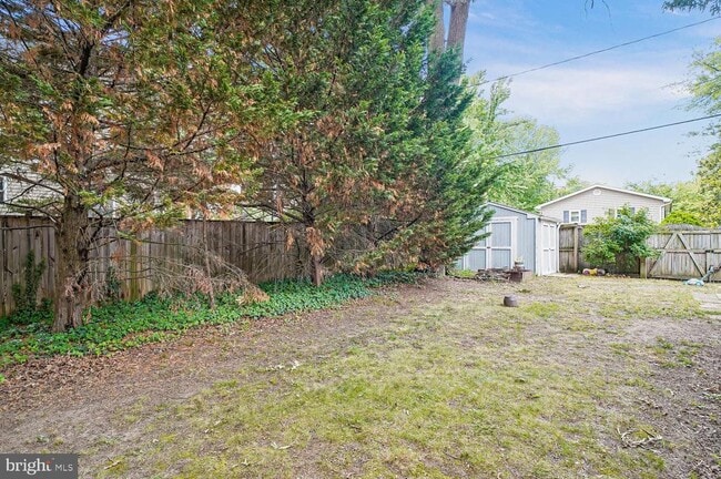 Building Photo - 509 Londontown Rd
