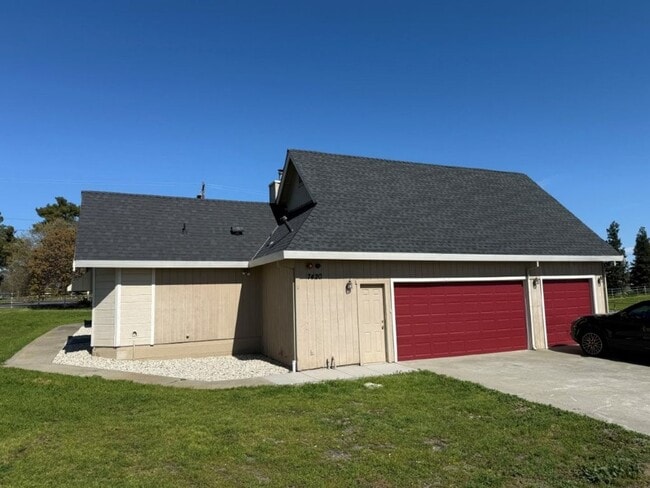 Photo - Unique 2 Bedroom Country Property Vacaville *Star Rentals