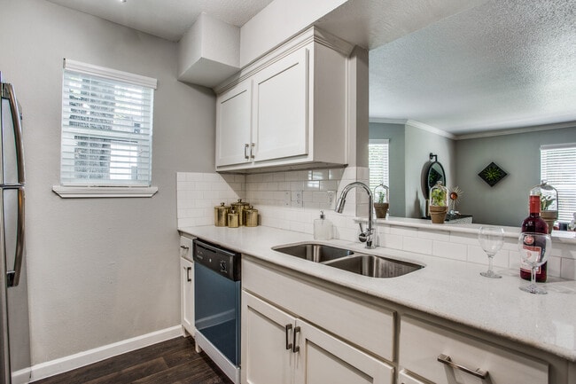 Photo - Medical Center Apartments - Super Deal! Unit WMCA
