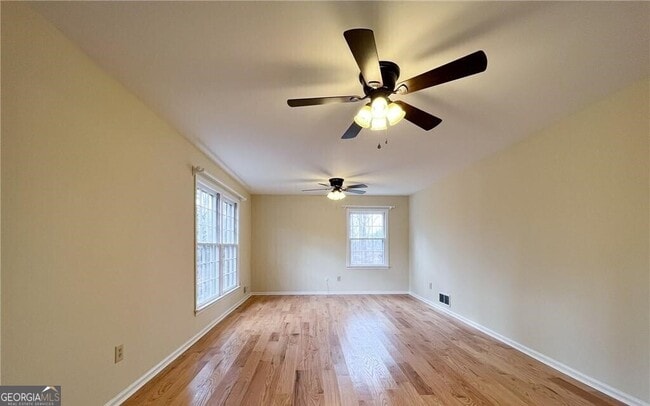 Photo - 195 Deerfield Rd