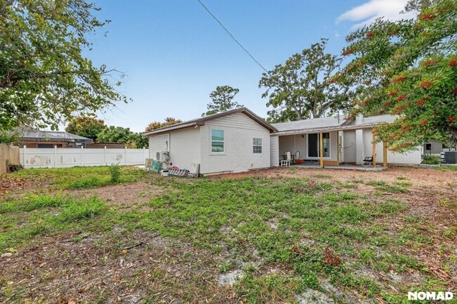 Photo - 7151 51st St N