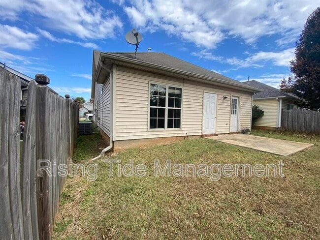 Photo - 173 Creekstone Tr