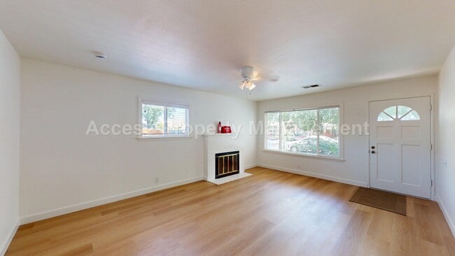 Photo - 1909 Freida Ct