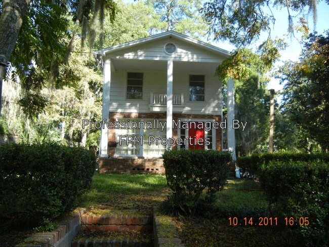 Building Photo - 1687 Glendale Rd