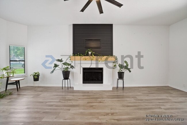 Photo - 9830 Sugarloaf Dr