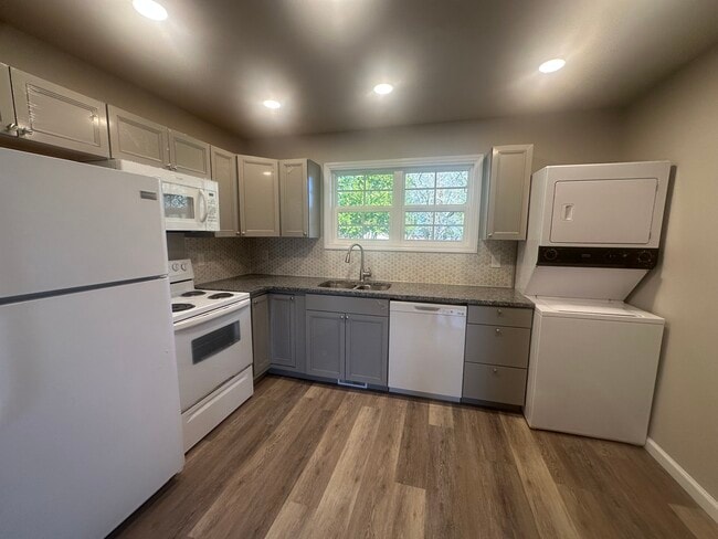 Photo - 1815 Fargo Dr