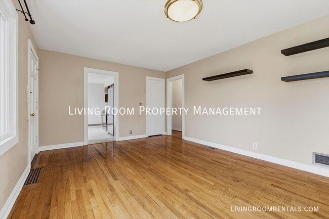 Photo - 6025 NE 14th Ave