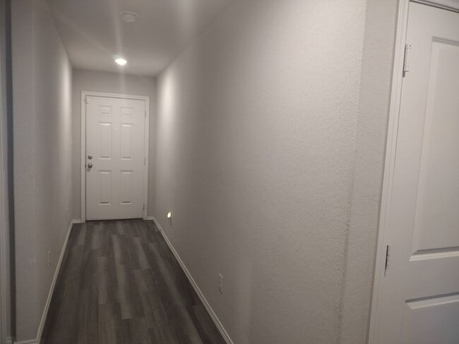 Photo - Charming 3 bedroom in Republic Creek!