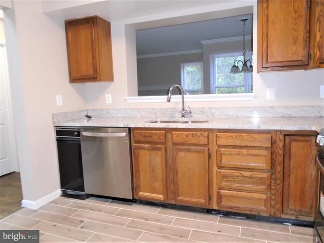 Photo - 1914 Duffield Ln