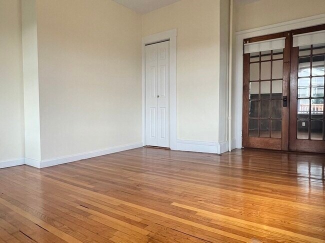 Photo - 543 Broadway Unidad 2F