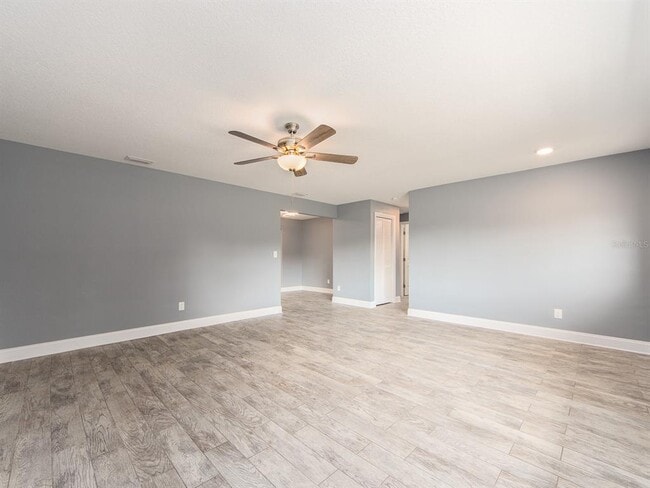 Photo - 682 Druid Park Dr W