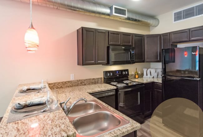 Photo - 946 Doctor M.L.K. Jr St