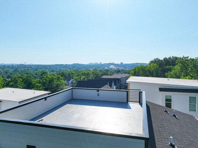 Photo - 5915 Maxon Ave Unidad B