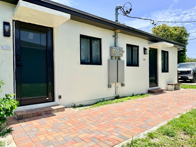 607 NW 15th Ave Unit 607