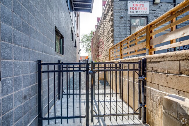 Carrera para perros | Apartamentos que aceptan mascotas | The Bohen | Apartamentos de lujo para alquilar en Minneapolis