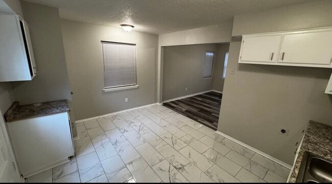 Photo - 4264 Double Tree St
