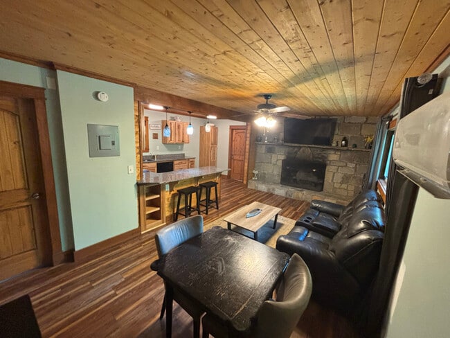 Photo - 10 Lakemont Cottage Trail Unit A