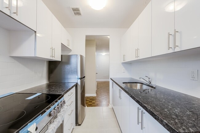 Photo - 227 Cosburn Ave