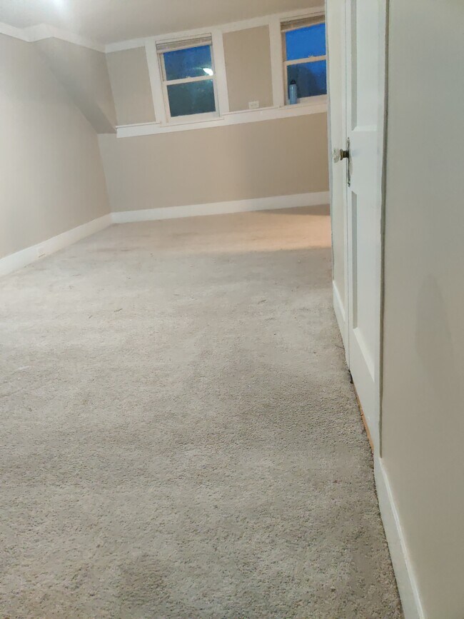 Photo - 37 Whitehall Rd