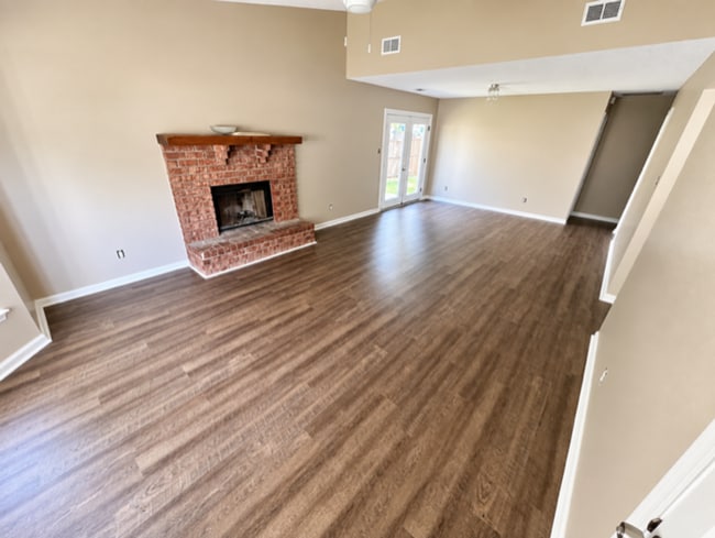 23 Daveitta Dr