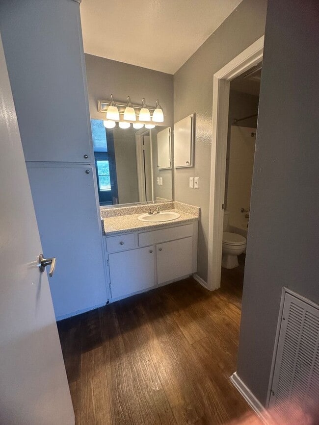 Photo - Beuti-ful Town home Ready to Move in!