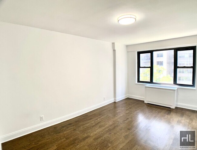 Photo - EAST 56 STREET Unit 4F