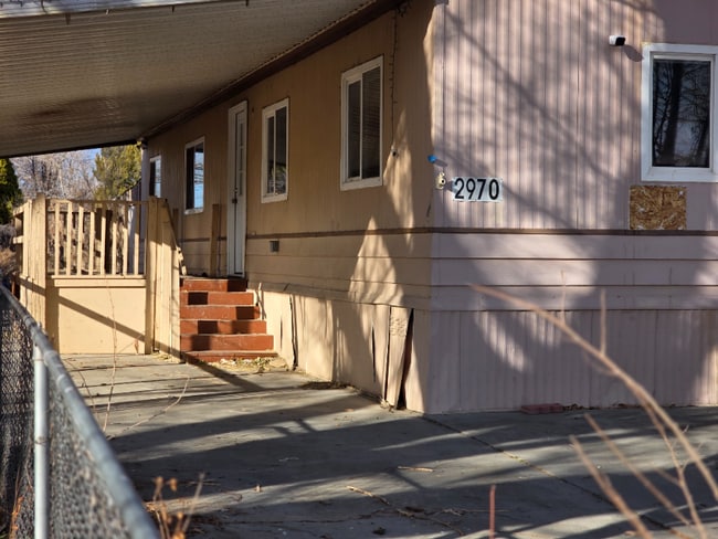 Photo - 2970 Hall Ave