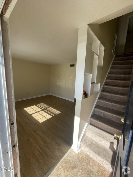 Building Photo - 120 Byrum St Rental