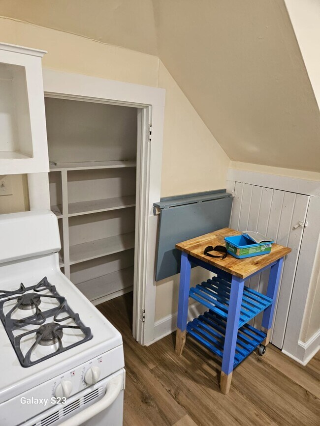 Photo - 114 Elm St Unit elm st apt 5