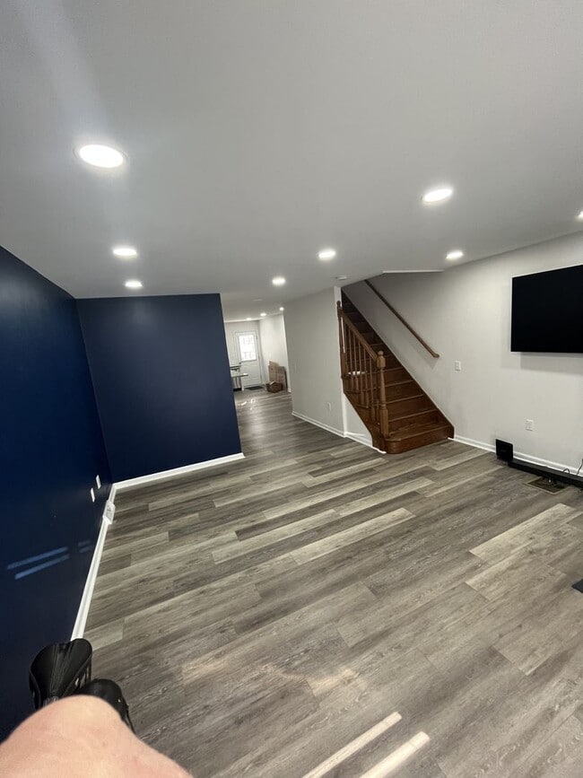 Photo - Beautifully Renovated 4 Bedroom | 3.5 Bathroom Home – Modern Finishes & Spacious Layout