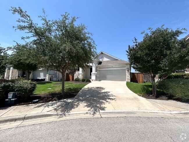 Building Photo - 305 Crossvine Trail Rental