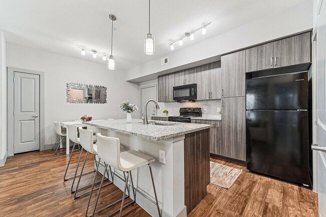 Photo - 8965 N Broadway Unidad 214E