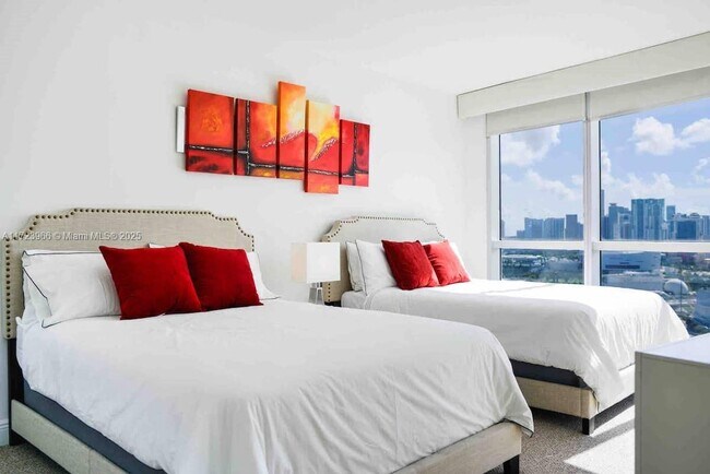 Photo - 1750 N Bayshore Dr Unit 2914