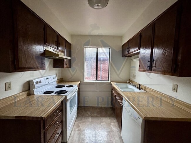Photo - 714 Downey St Unit 7