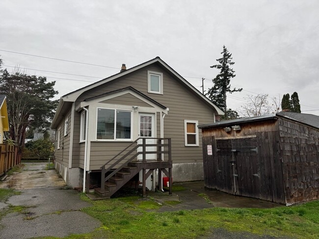 Photo - Charming House in Bellingham - 4 Bedroom 1.5 Bathroom