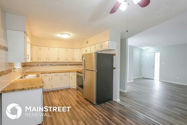 Photo - 1416 E Pacific Ave