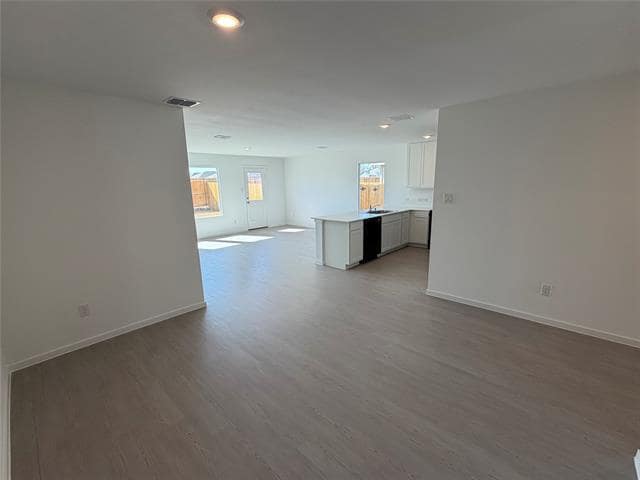 Photo - 639 Montclair Ave